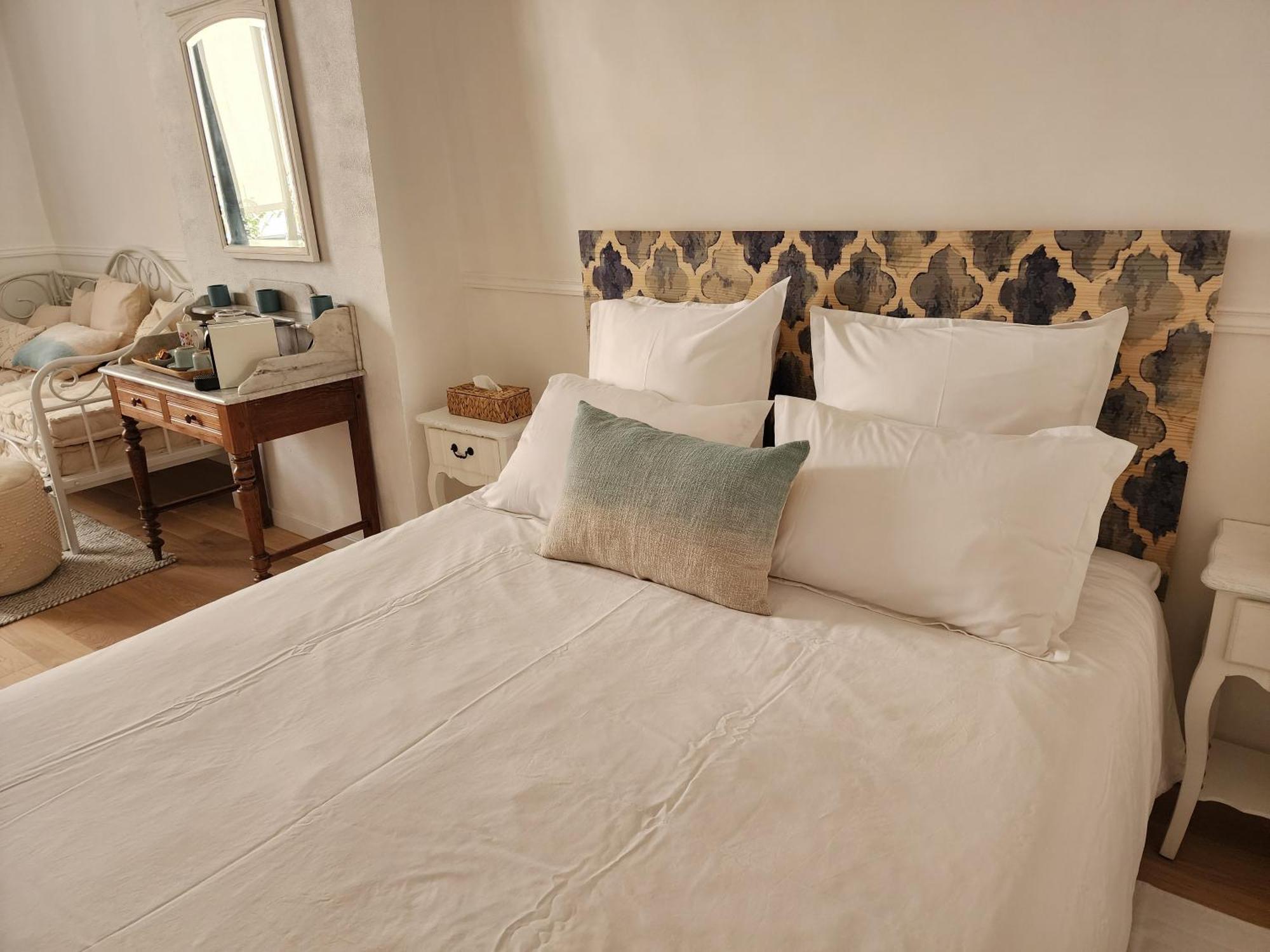 La Belle Histoire Bed and Breakfast Claviers Eksteriør billede
