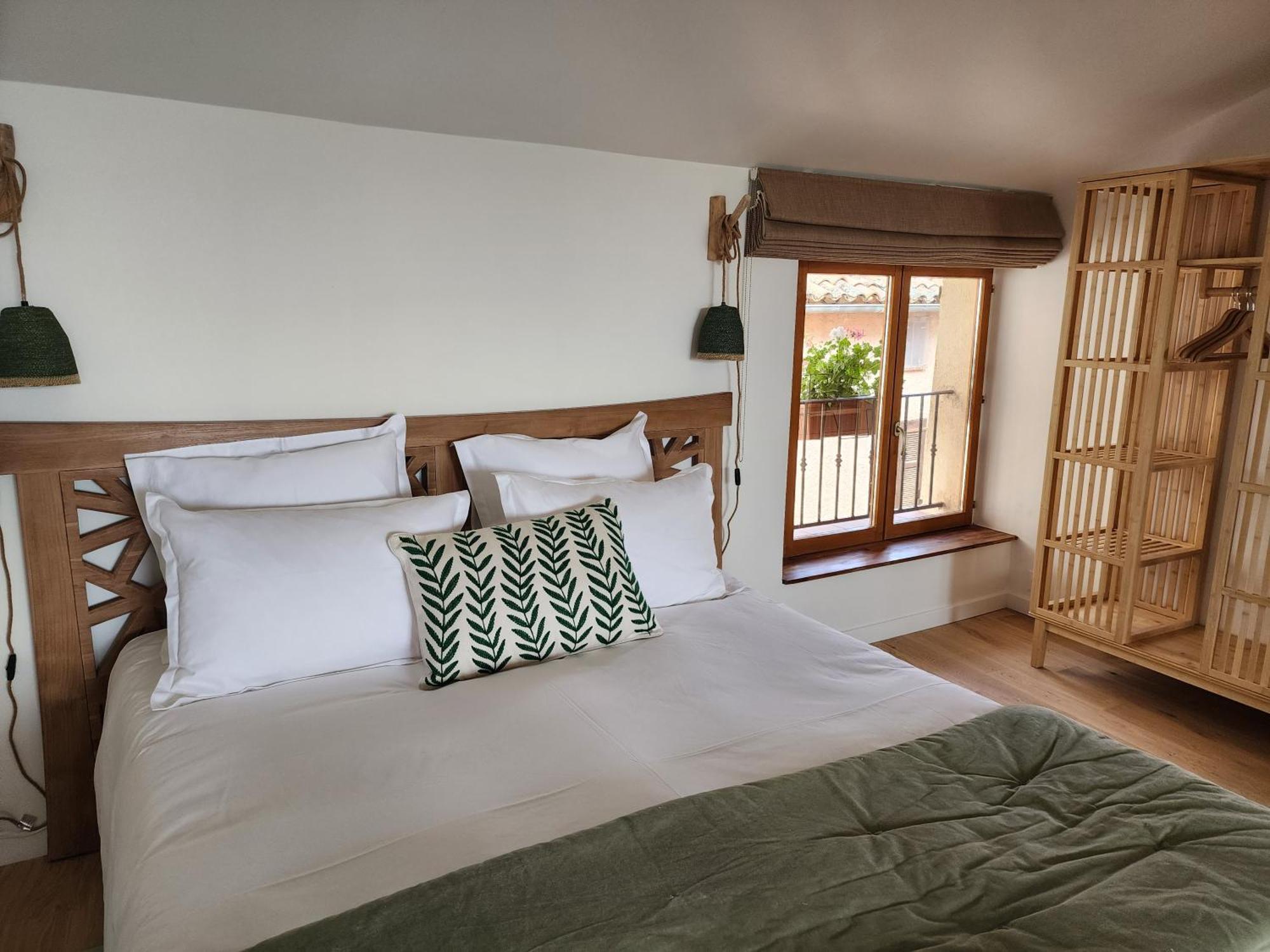 La Belle Histoire Bed and Breakfast Claviers Eksteriør billede